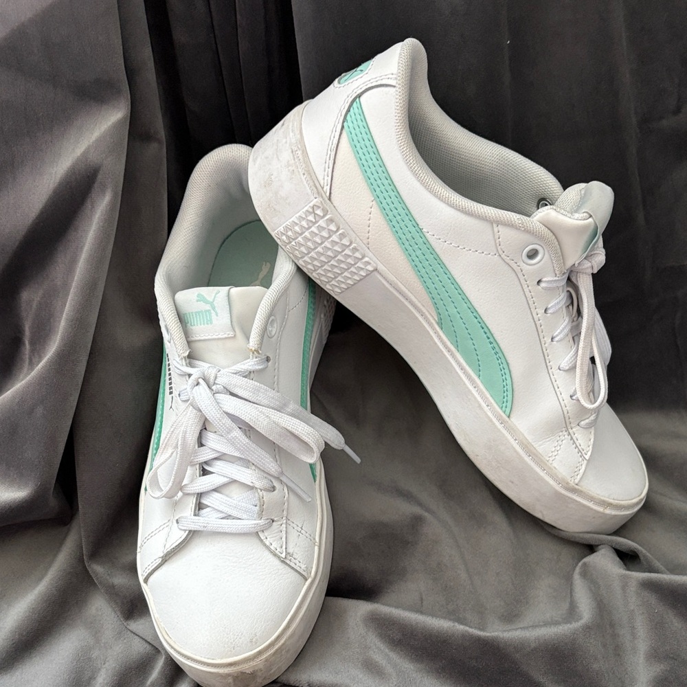 Puma Women's Sneakers in White and Mint